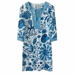 Gretchen Scott Blue and White Floral Print Split Neck 3/4 Sleeve Dress